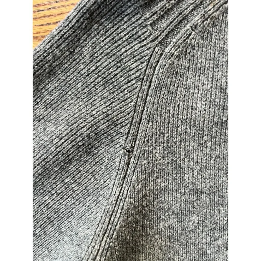 J. CREW Gray 100% Lambs Wool 1/4 Zip Pullover Sweater Top  Mens Size Large